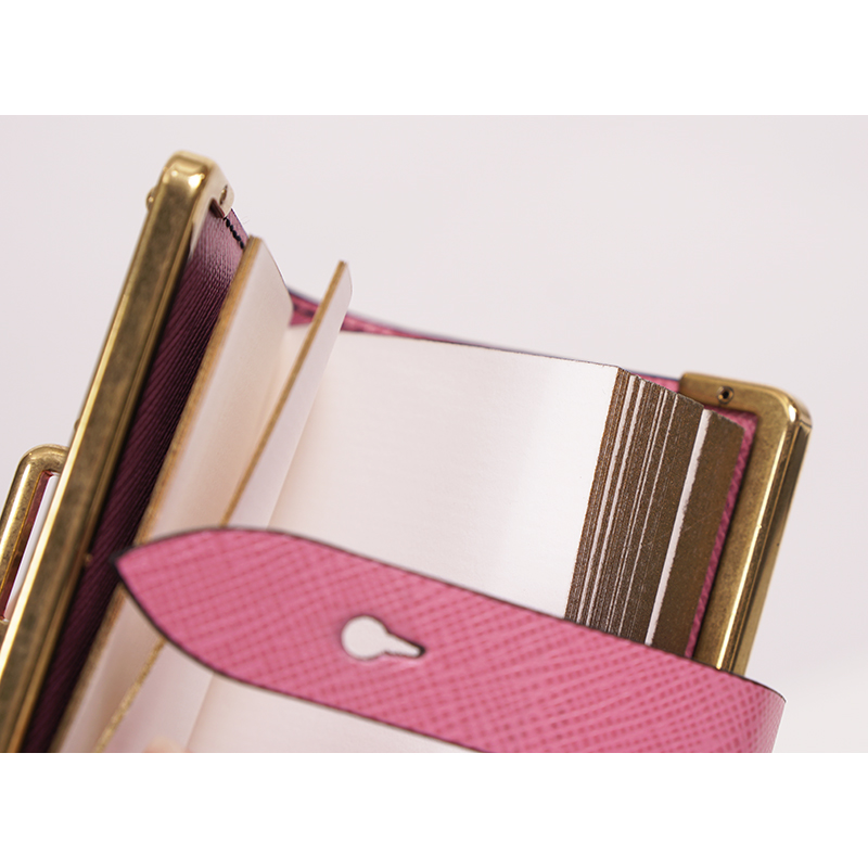【非売品】PRADA ノート3冊＋鉛筆2 本＋バンドのセット PRADA プラダ ペンケース ステーショナリー 鉛筆3本セット ネイビー