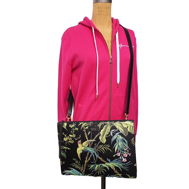 NEW $1,890 GUCCI Black Leather TROPICAL BIRD PRINT CAPSULE  display picture 3