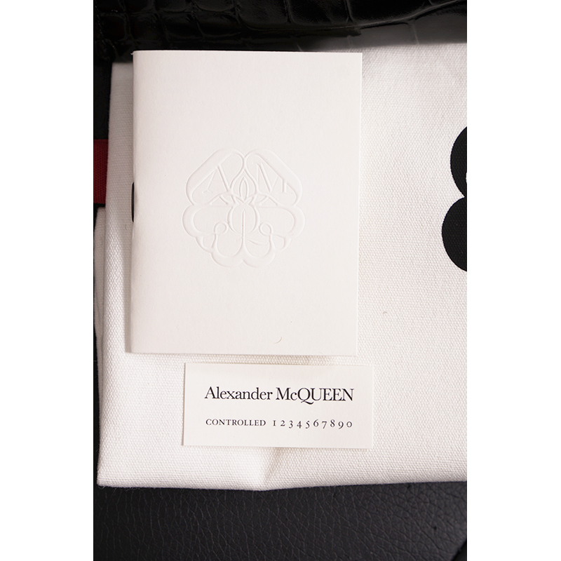 NEW ALEXANDER MCQUEEN Black Croc-Embossed Leather GOLD SKULL