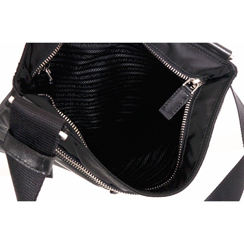 NEVER USED PRADA 2011 Vintage Black Nylon Saffiano SKULL CROSSBONE