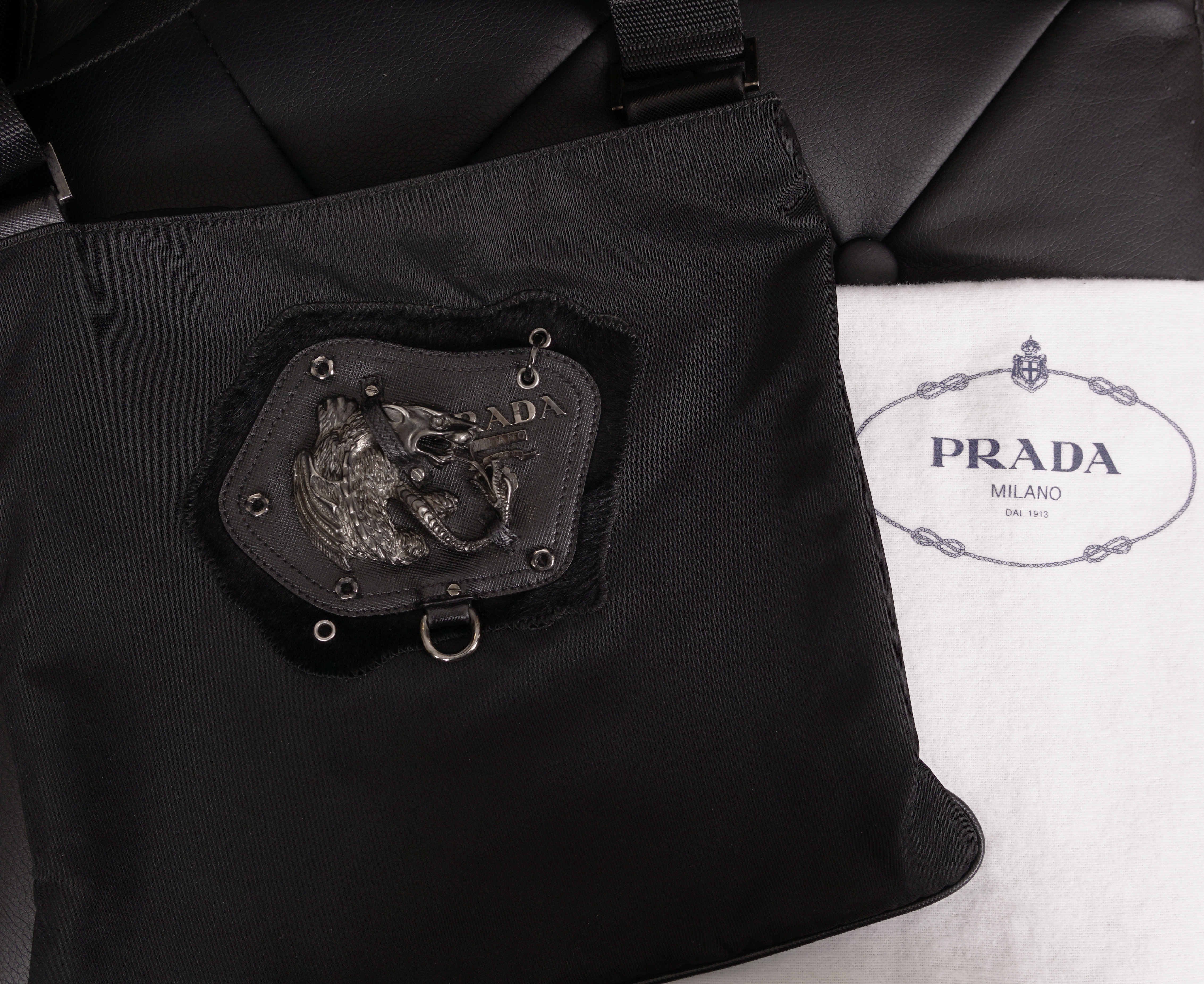 ABC　PRADA キャラクター柄 ボディバッグ VINTAGE PRADA Black Nylon Saffiano GRIFFIN SNAKE CHIMERA LOGO