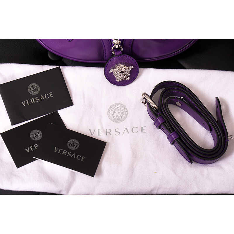 VERSACE ネイビーパーティーバッグ ネイビー（紺）系 VERSACE(ヴェルサーチェ) バッグ・カバン(メンズ