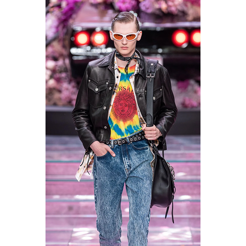 ストライプ VERSACE(ヴェルサーチェ) シャツ(メンズ) - 海外通販