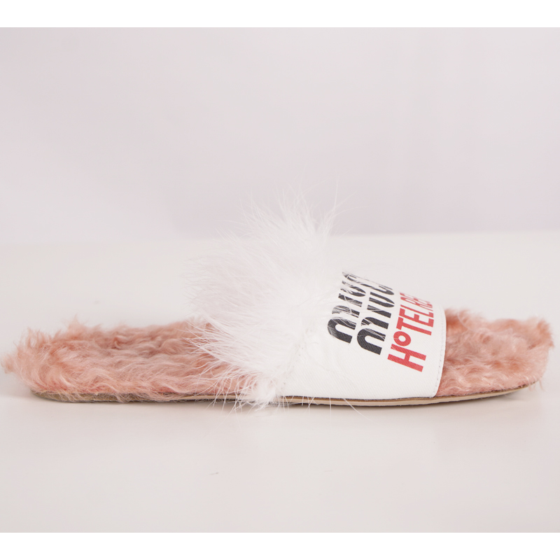 Miu_SANDALSWhtePinkFur01.jpg