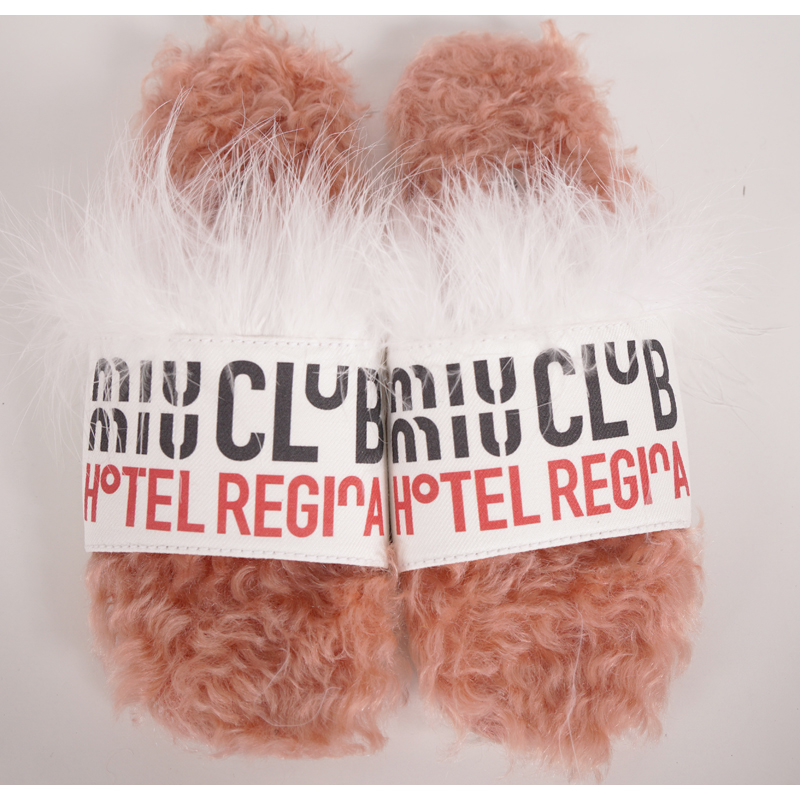 Miu_SANDALSWhtePinkFur07.jpg